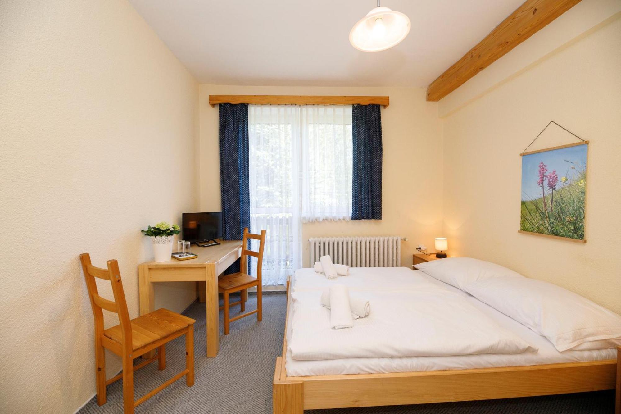 Horsky Hotel Kycerka Вельке-Карловице Экстерьер фото