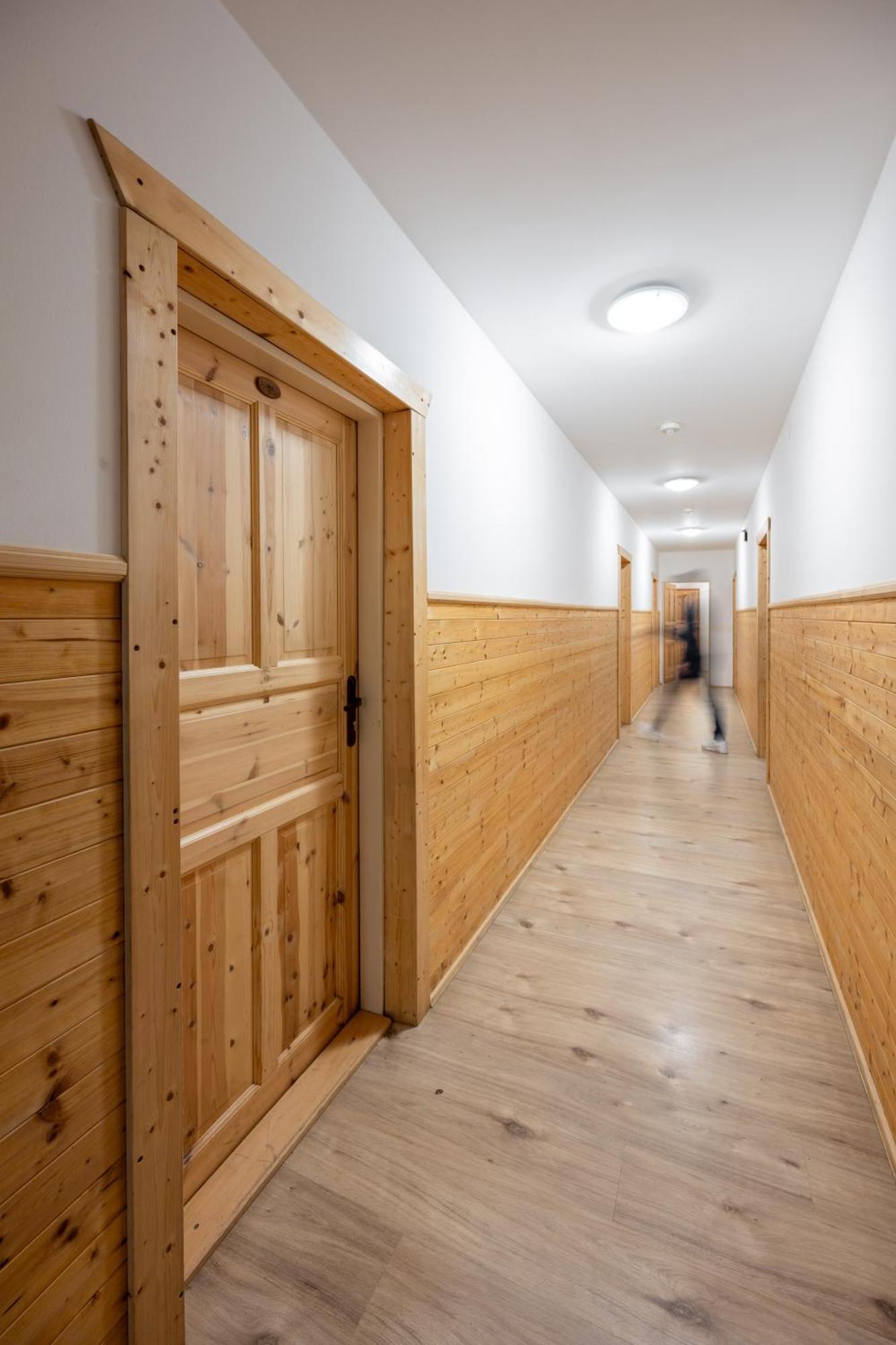 Horsky Hotel Kycerka Вельке-Карловице Экстерьер фото