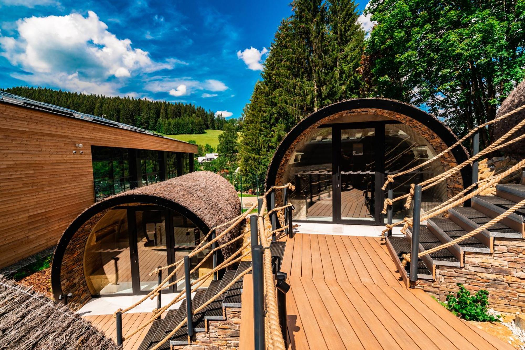 Horsky Hotel Kycerka Вельке-Карловице Экстерьер фото